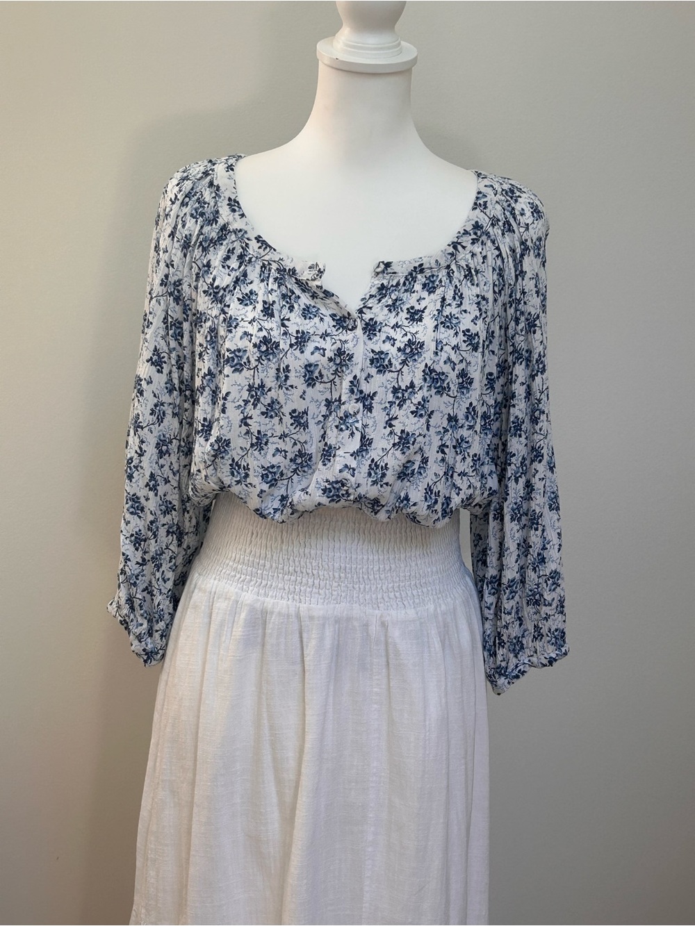 French Toile Lightweight Peasant Top Blouson Sleeves